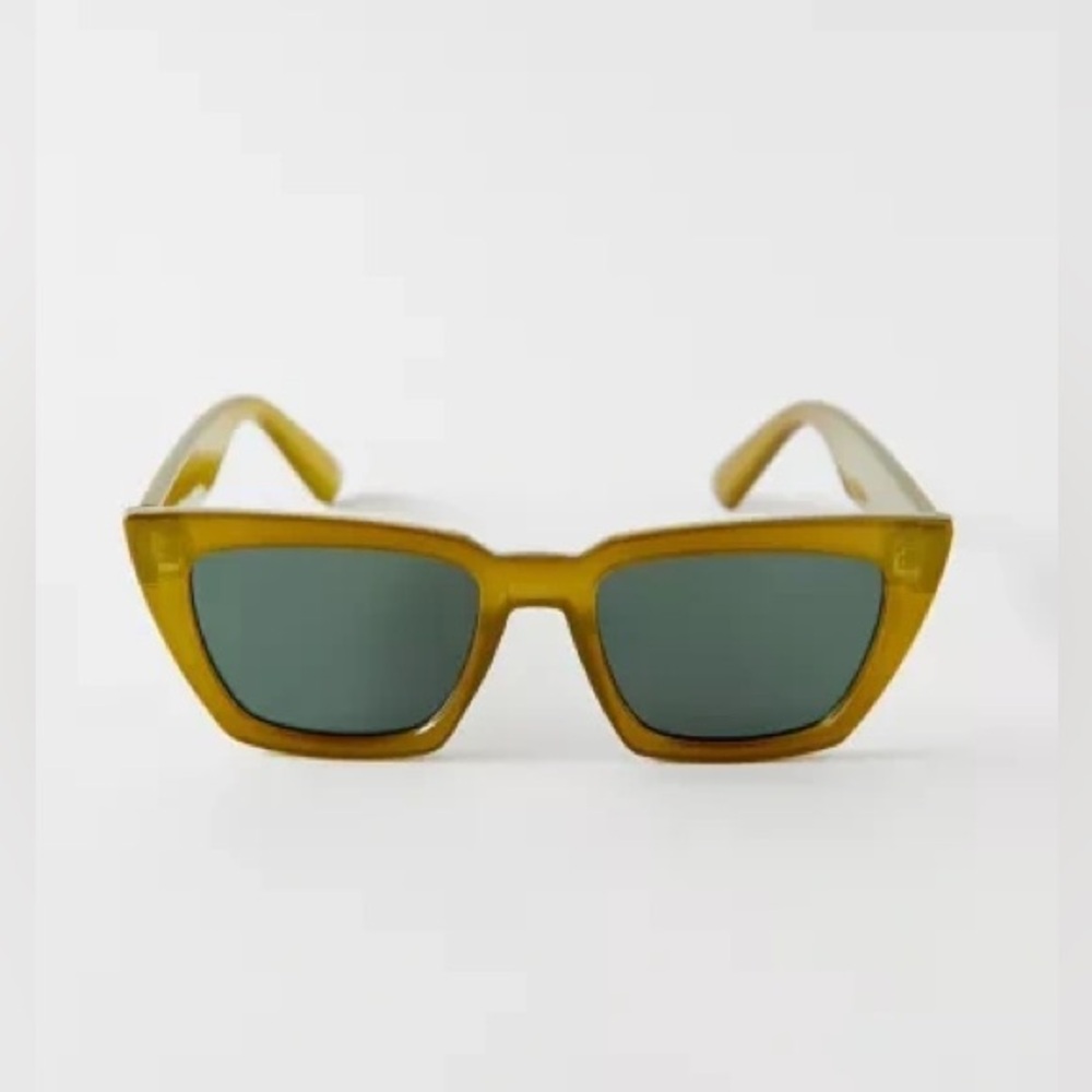 URBAN OUTFITTERS MUIR RECTANGLE SUNGLASSES - GREEN (PREOWNED)